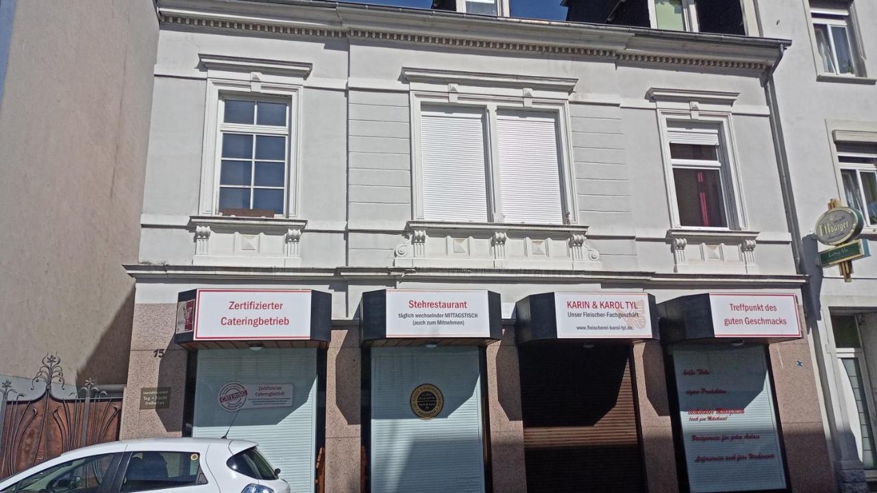 Zentrale Ferienwohnung Mit Blick Auf Die Paulinskirche Trier Exteriör bild